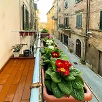 Daire Da Vinci Entire Space In The Heart Of Tuscany *