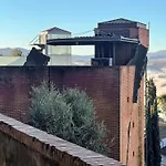 Daire Da Vinci Entire Space In The Heart Of Tuscany *