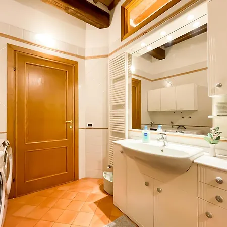 Apartamento Da Vinci Entire Space In The Heart Of Tuscany