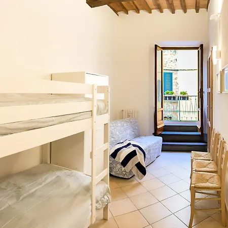 Apartamento Da Vinci Entire Space In The Heart Of Tuscany Peccioli